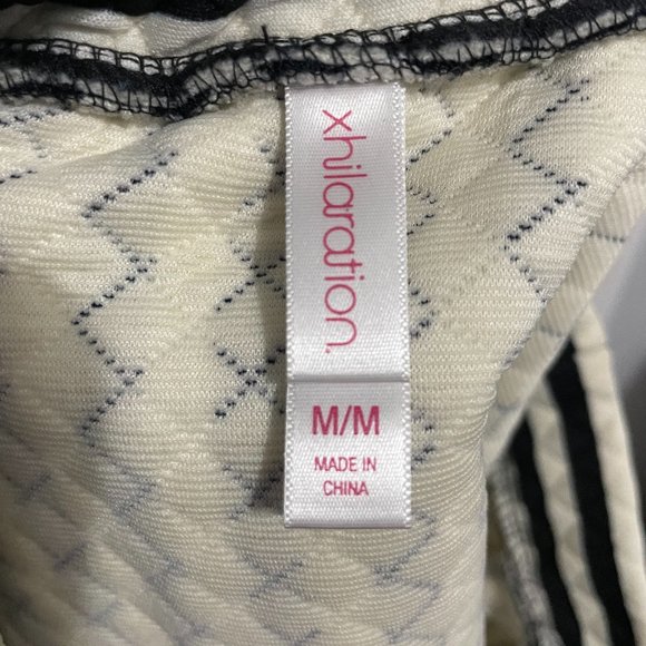 Black & White Striped Skirt - Size M - Picture 3 of 4